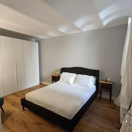 New Stylish 3-room On Lungarno Apartamento *