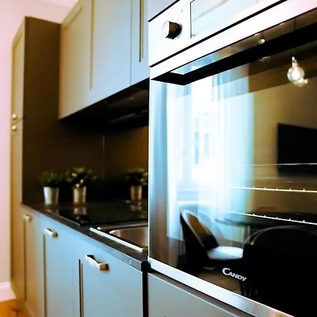 Апартаменты New Stylish 3-room On Lungarno *