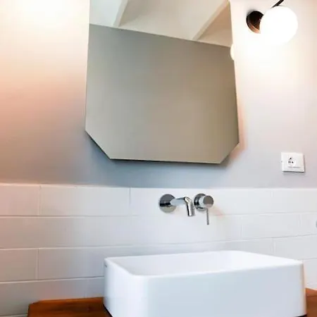 New Stylish 3-room On Lungarno Apartamento Florencia
