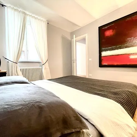 Апартаменты New Stylish 3-room On Lungarno